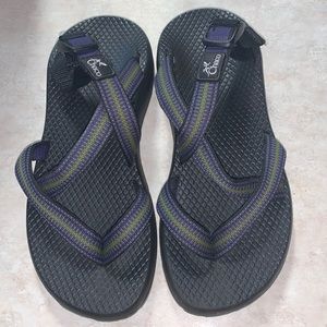 Ladies size 9 Chaco’s